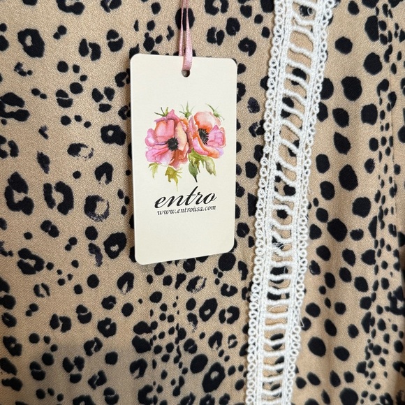NWT Entro Leopard Print Mini Dress with bell sleeves Womens Size L 100% Rayon - Picture 5 of 10